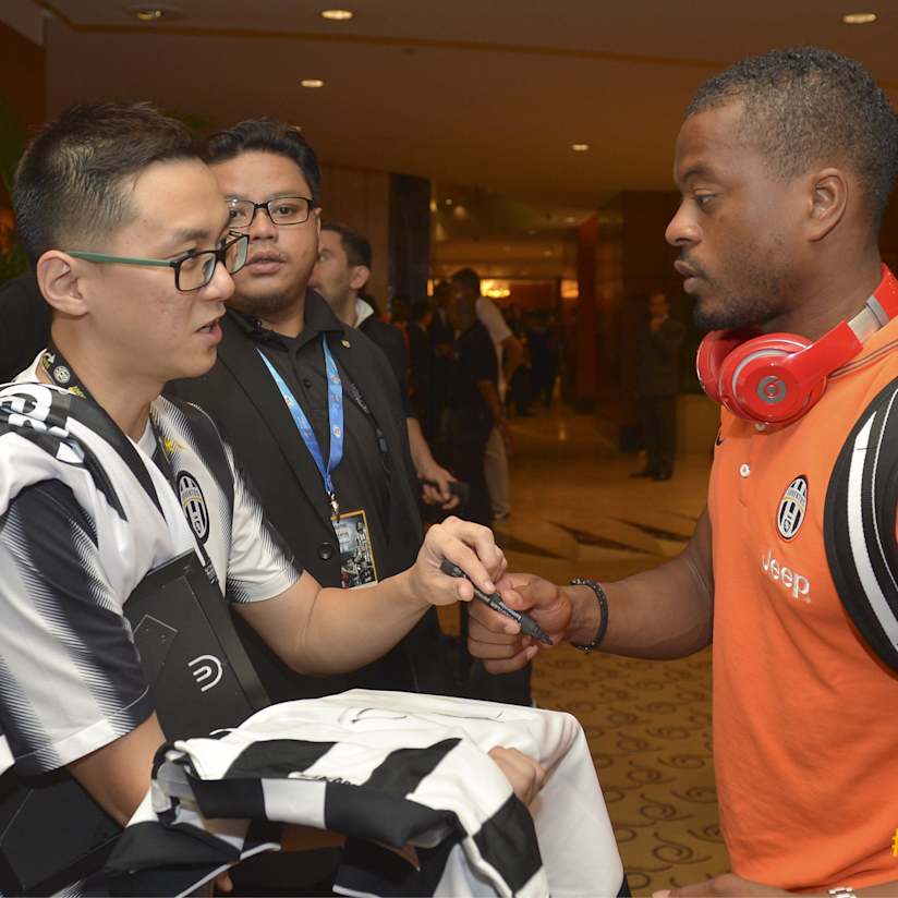 Singapore Meet&Greet, Juve given another royal welcome