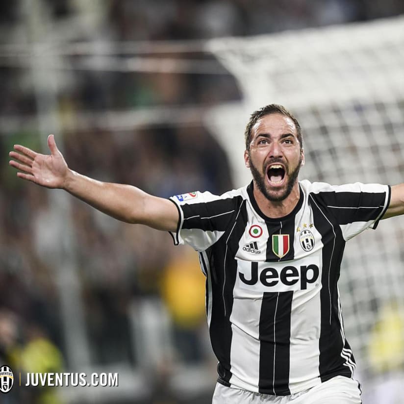 Higuain: “Saya akan membayar kepercayaan para penggemar dengan gol”