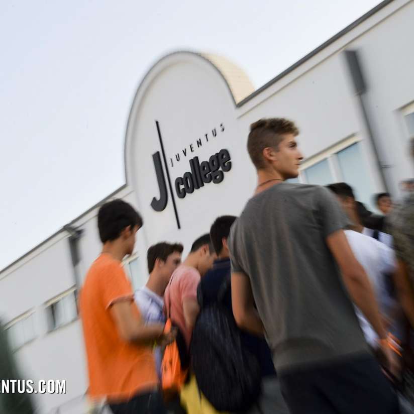 J|College: ecco i primi diplomati!