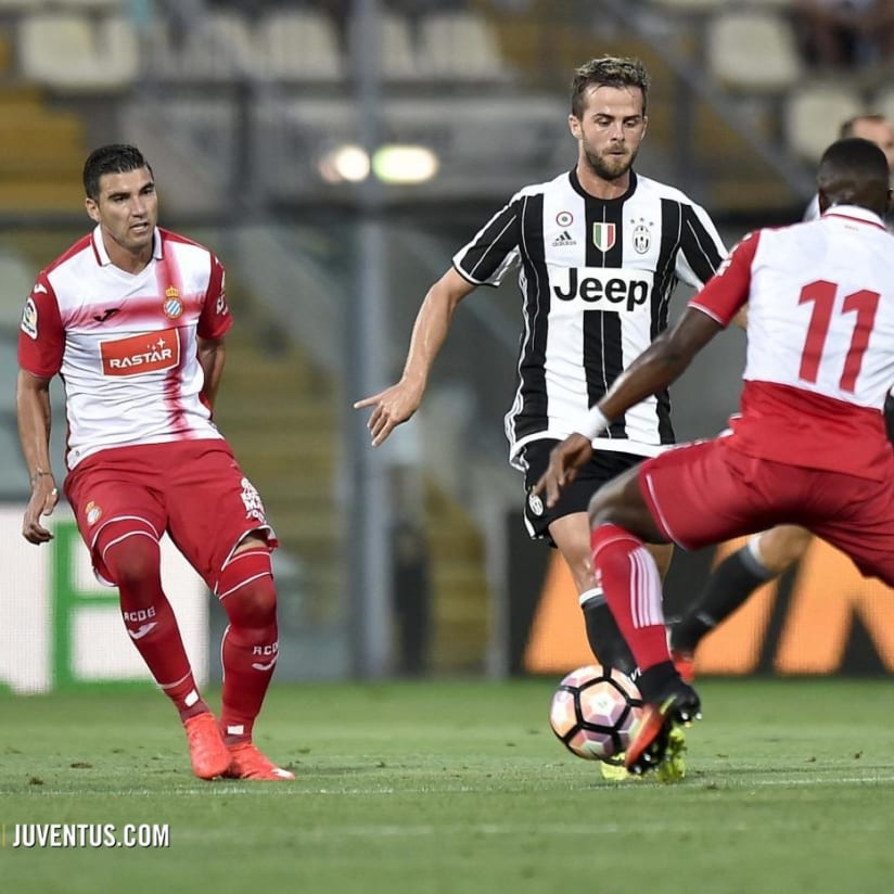 Pjanic, the man in the middle