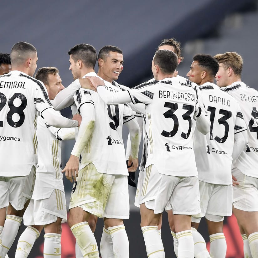 Doppio CR7, la Juve stende il Cagliari