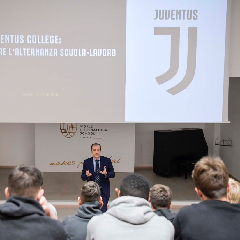 JCollege learns about management