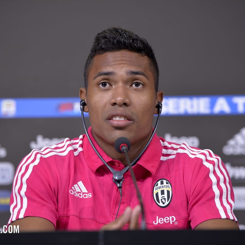 Alex Sandro, benvenuto in bianconero!