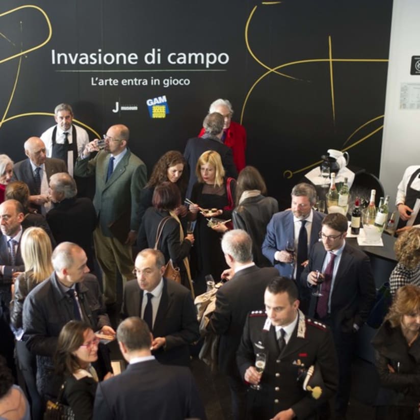 J-Museum, inaugurata la mostra “Invasione di campo” - "Invasione di campo" exhibition opens at J-Museum