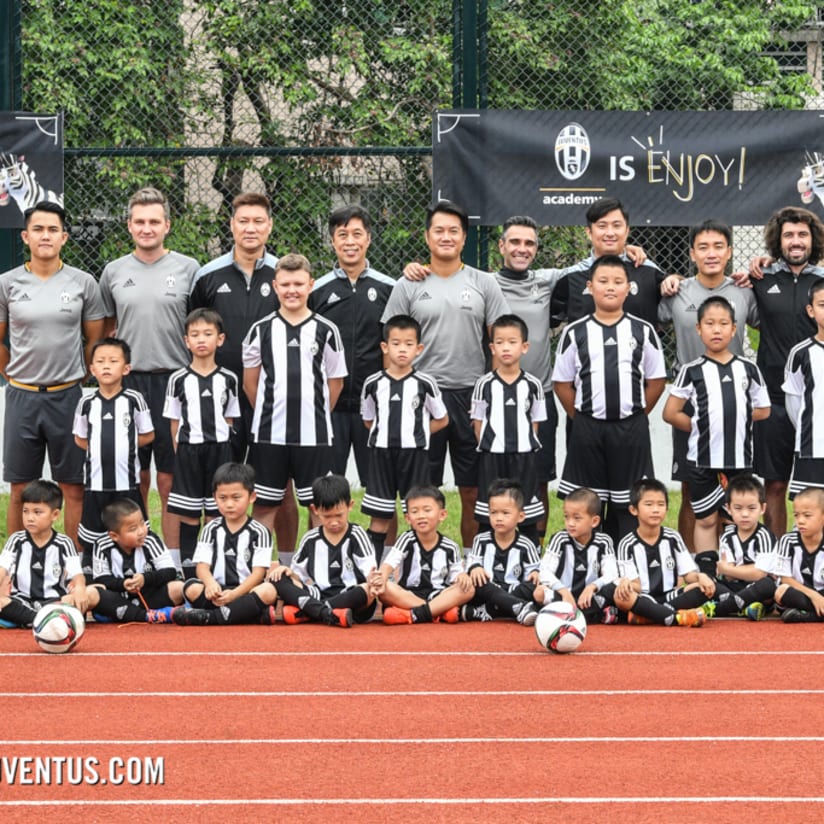 J|Academy opens in Zhuhai, China