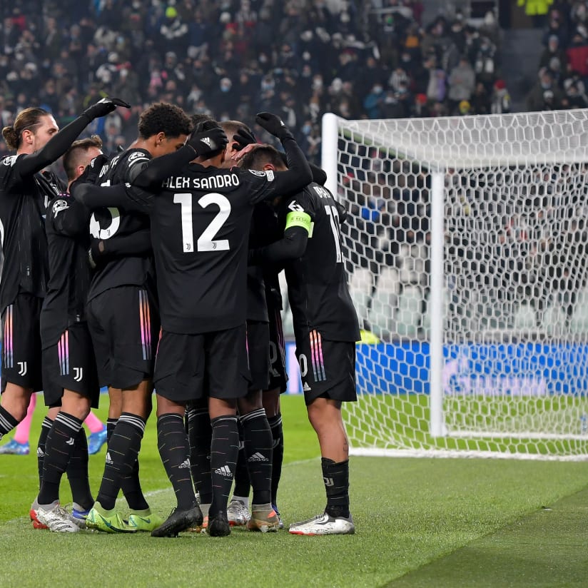 Black & White Stories: primi nel girone con 15 punti 