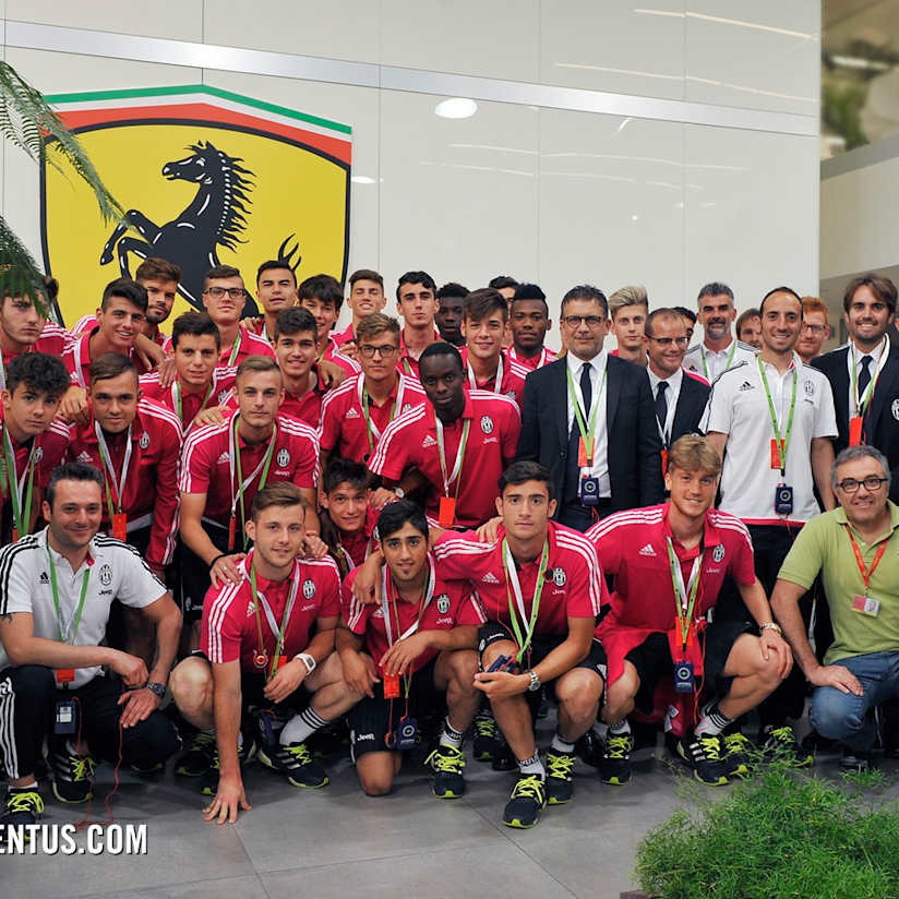 La Primavera in visita a Maranello