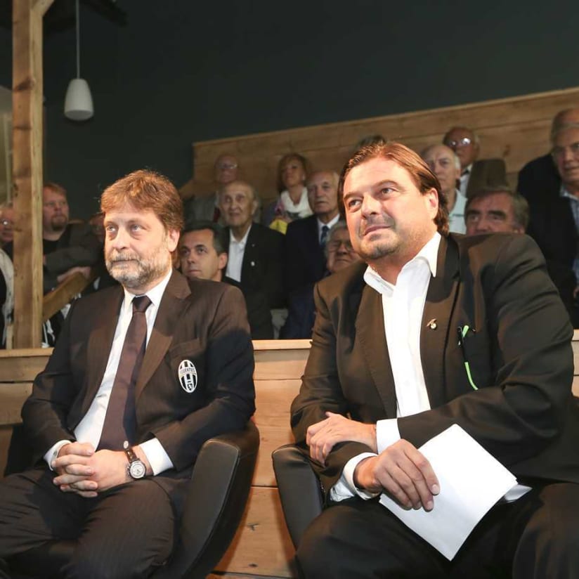 Lima puluh tahun berlalu... Juve dan Ferencvaros bertemu kembali