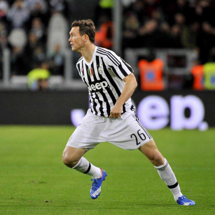 Lichtsteiner previews "tough" Palermo tie