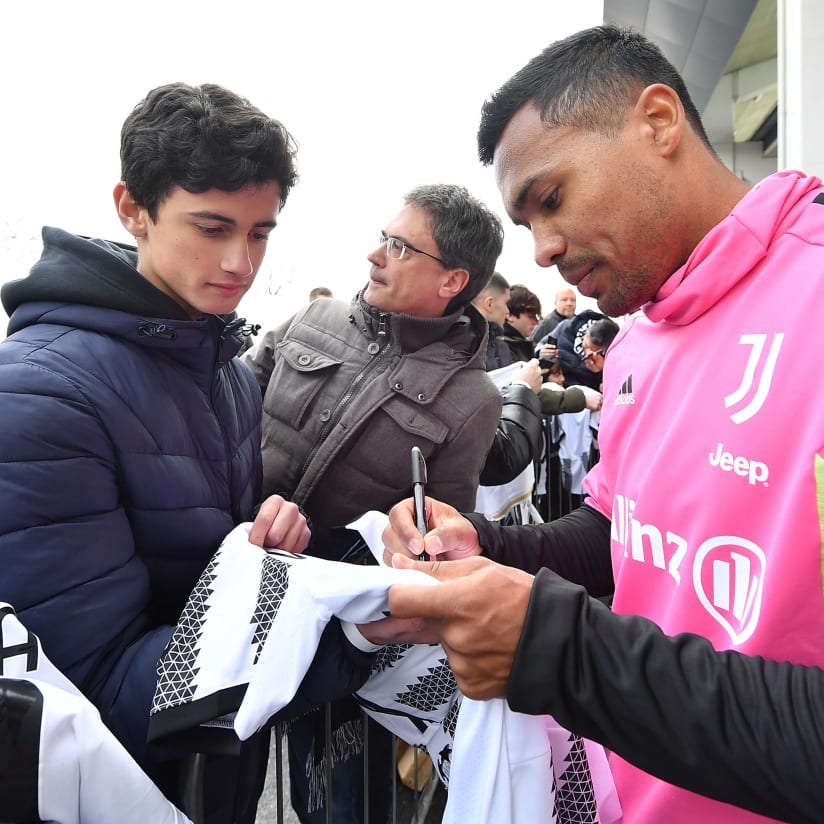Gallery | L'allenamento e l'incontro con i tifosi