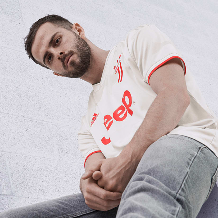 The new Away Kit 2019/20 has arrived!