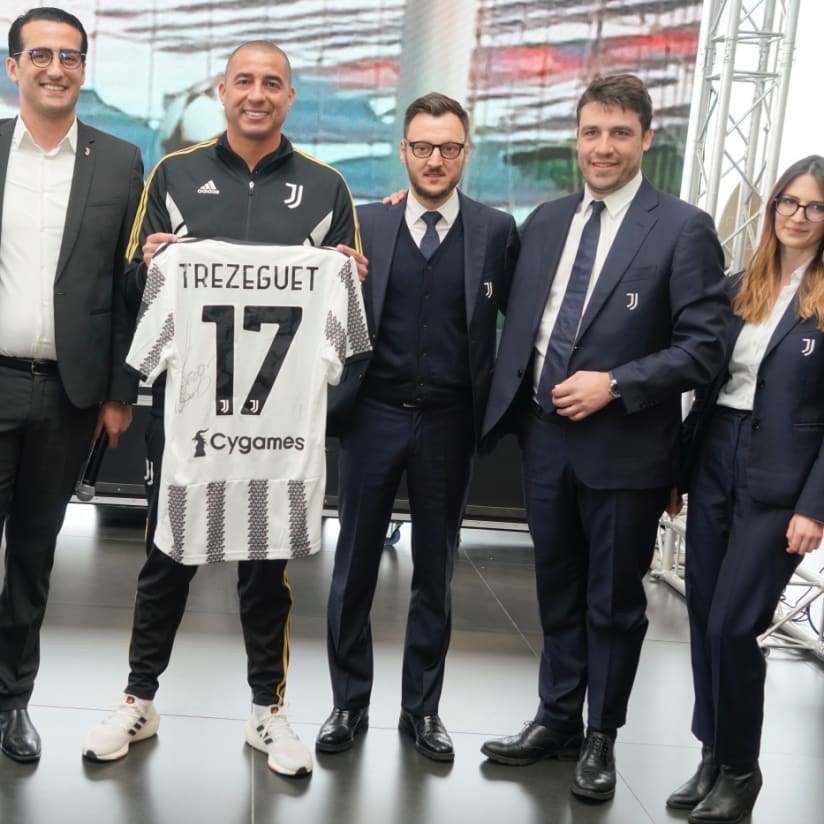 David Trezeguet visita le Juventus Academy in Marocco