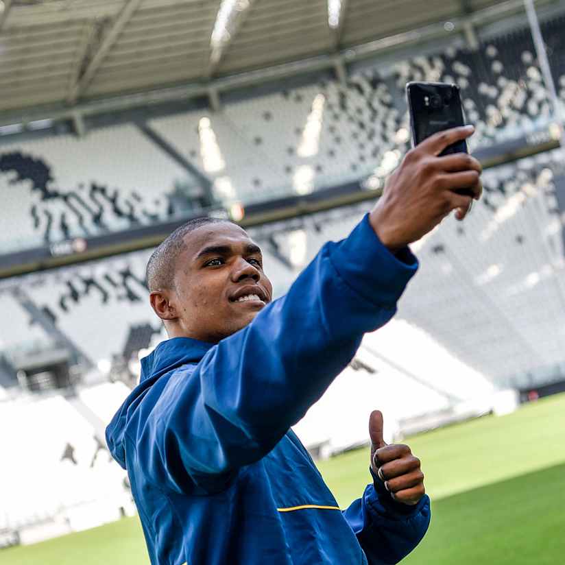 Che festa per Douglas!