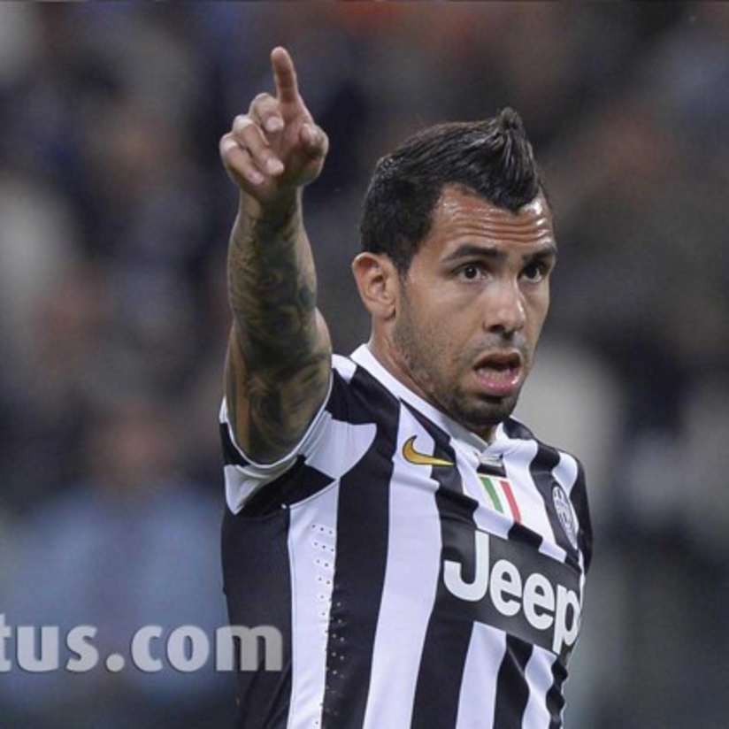 Bintang Utama : Tevez meraih gelar pemain terbaik musim ini
