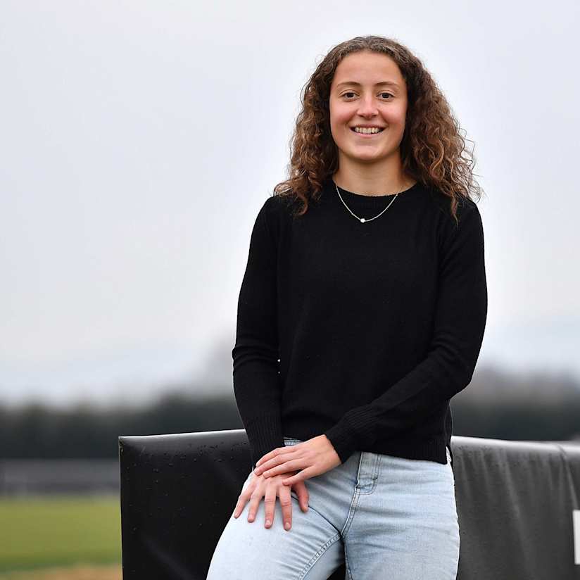 Cavallin and Martiskova join Bologna on loan