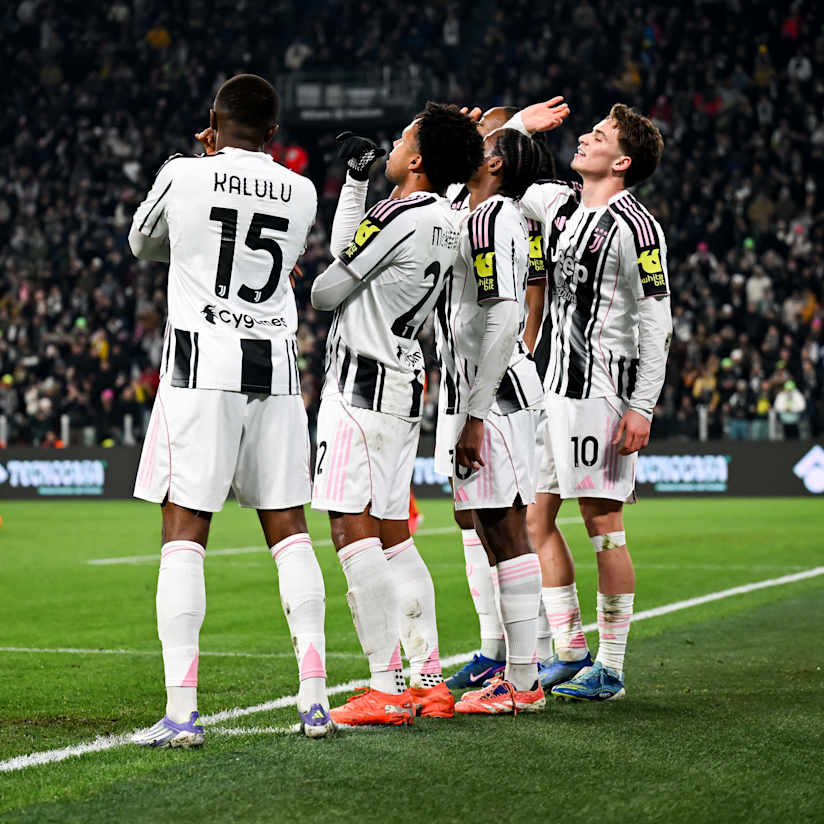 Juventus demolish Napoli with three goals