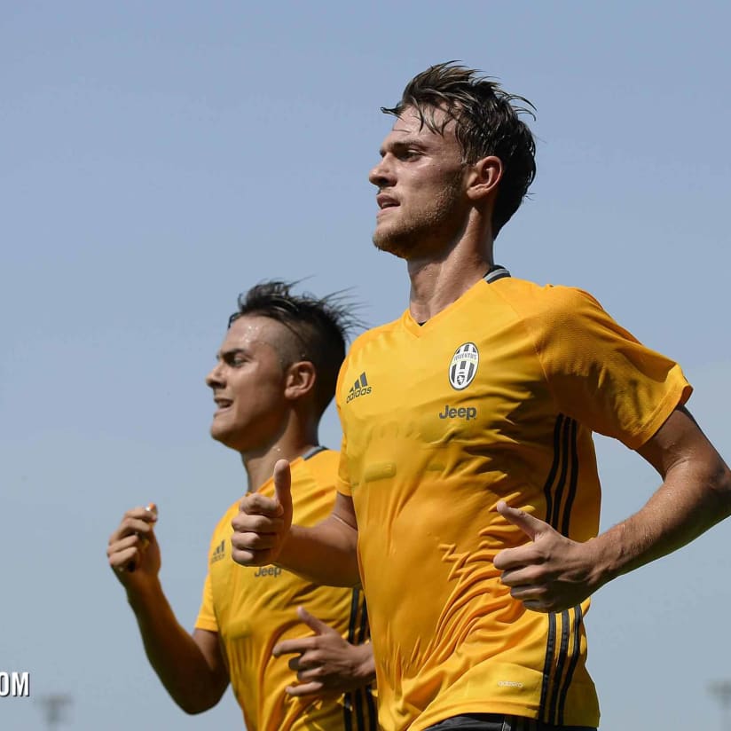 Rugani in France Football's "Revelations" of 2016