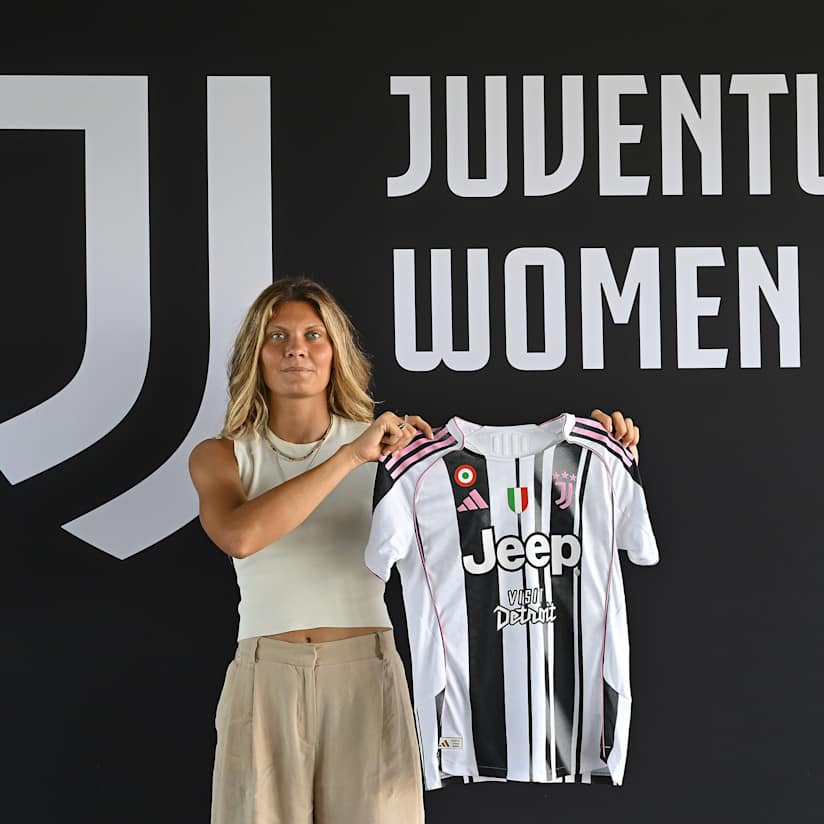 Michela Cambiaghi is Bianconera! 