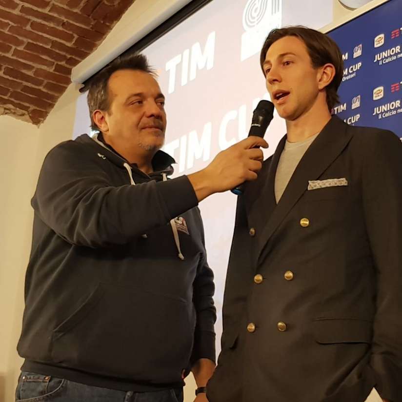 “Incontro con il Campione”: i ragazzi della Junior Tim Cup a tu per tu con Bernardeschi