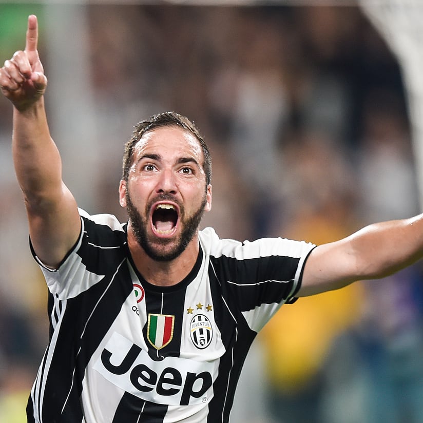 Higuain: nine memories of number nine