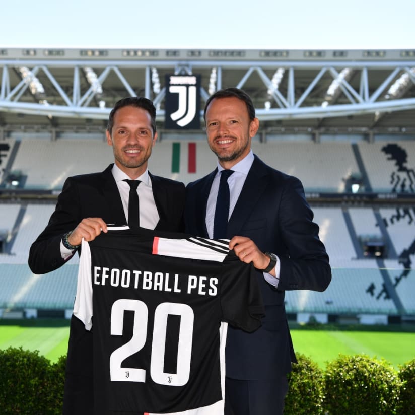 Juve and Konami, the press conference