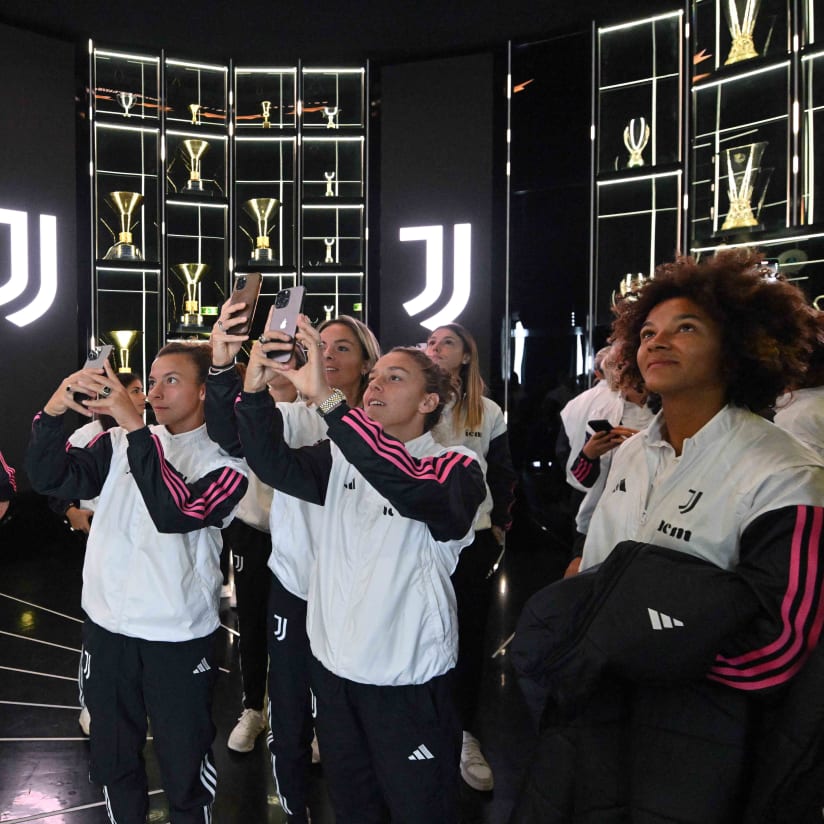 Le Juventus Women in visita al Museum!