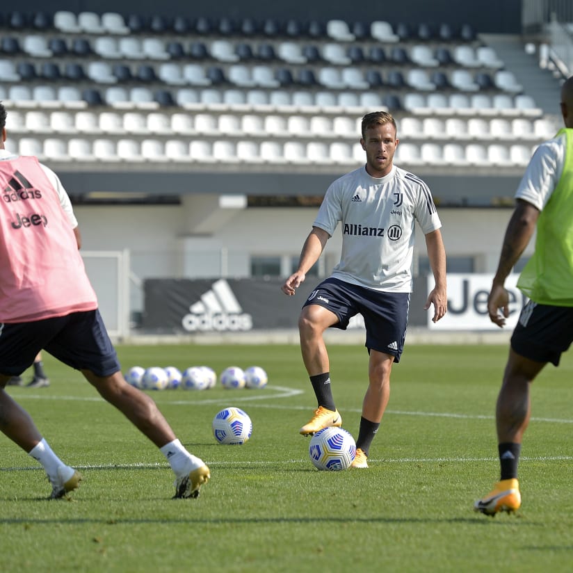 Training Center | Tactics ahead of Roma