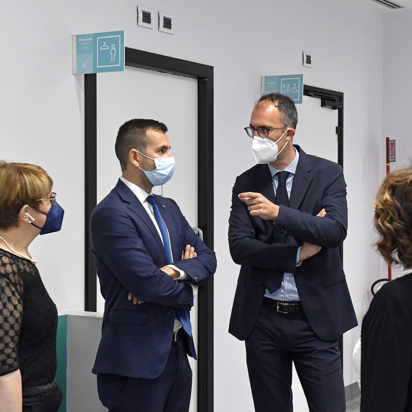 Gallery | Vaccination Hub opens at J | Medical