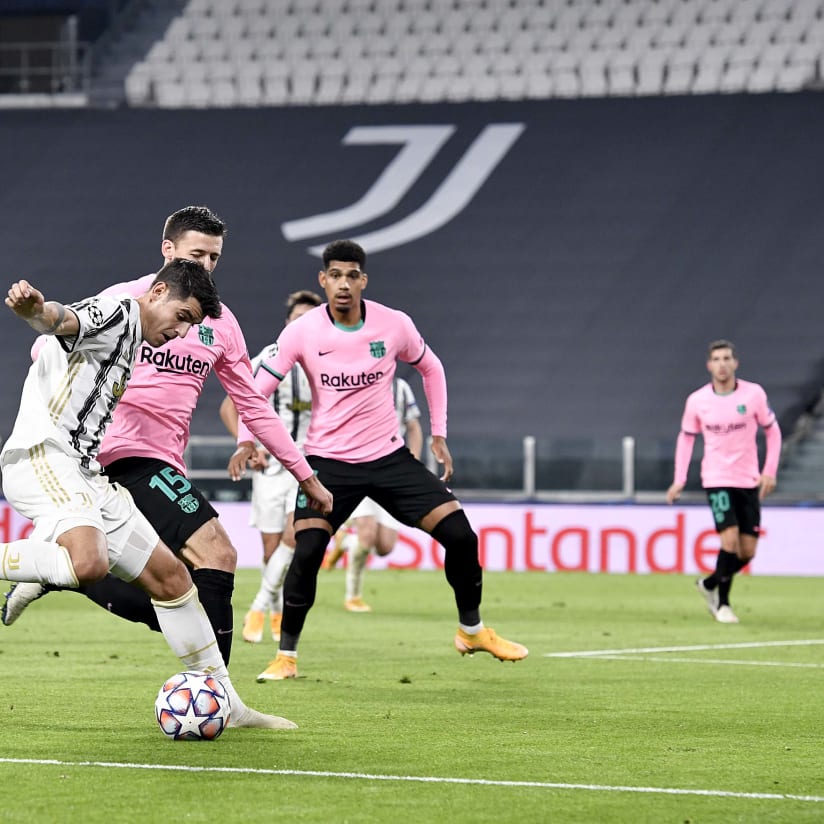 Barca win in Turin