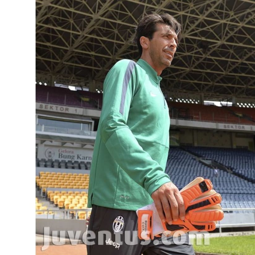 Le immagini del primo allenamento a Jakarta - First training session in Jakarta