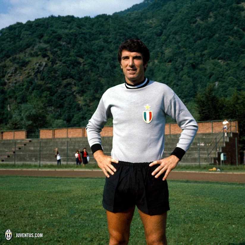 Juventus shows its support for Dino Zoff