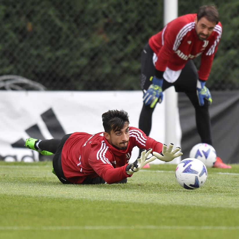 GALLERY | International break Wednesday workout