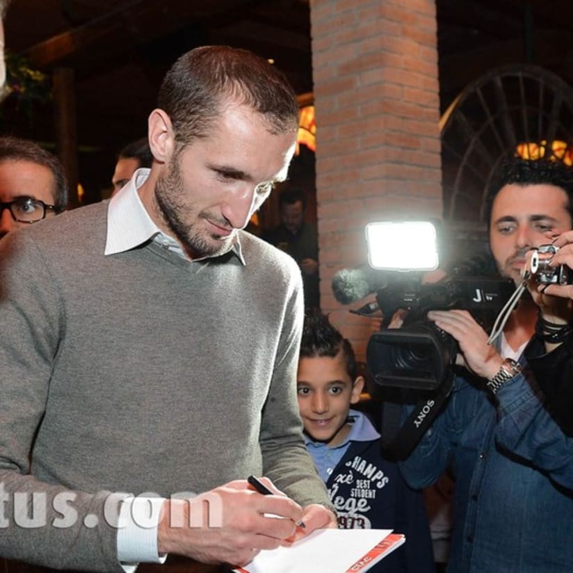 Serata benefica a Moncalieri per Chiellini - Chiellini attends charity dinner in Moncalieri