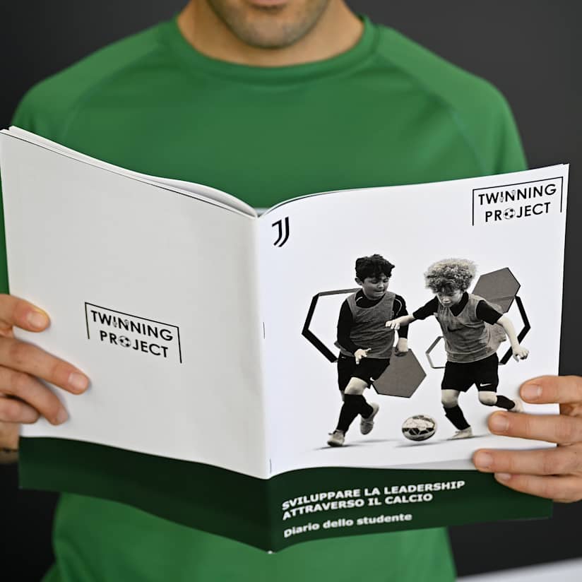 Juventus and Twinning Project join forces for an educational program through football