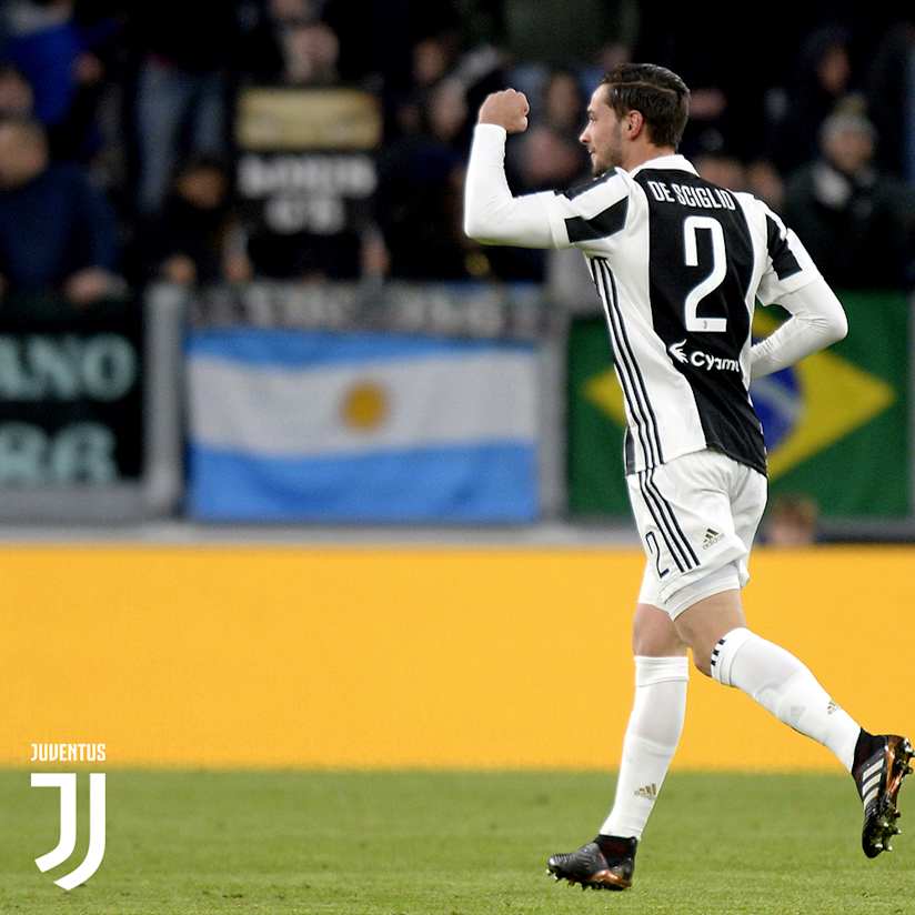 De Sciglio wins November Goal of the Month!