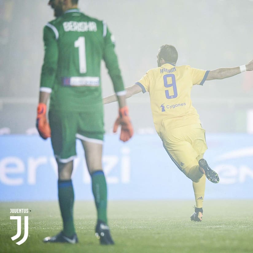 Juve take TIM Cup advantage