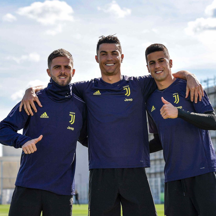 #SocialPreview: Bianconeri amped for Ajax 