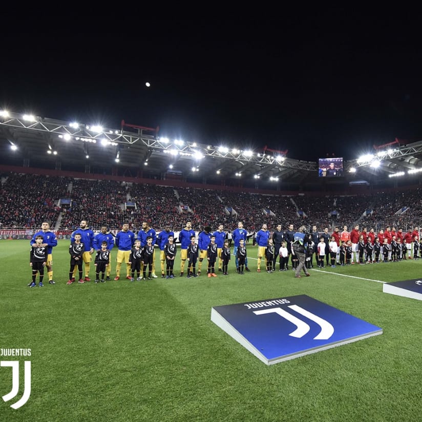 The best photos from Olympiacos-Juventus