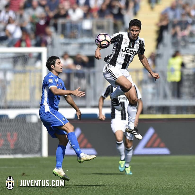 Hernanes hails “mature, improving” Juve
