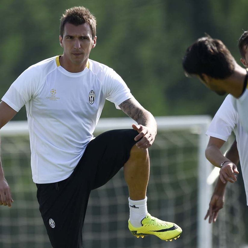 Juve announce squad for Zagreb