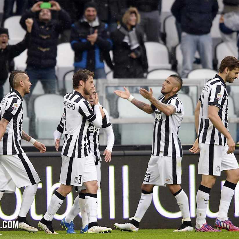 Tevez strikes again as Juve march on