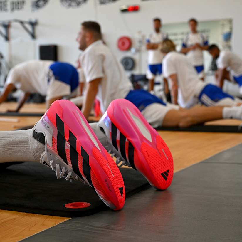 Gallery | adidas amplia l'offerta per l'allenamento ibrido con la Adizero Dropset Pro, creata per le esigenze dell'atleta ibrido, dall'allenamento al giorno della gara