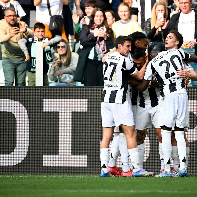 Juve see off Monza