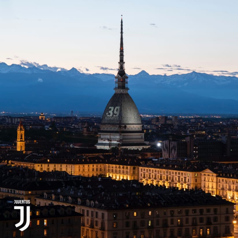 Turin | The Mole Antonelliana remembers the victims from Brussels