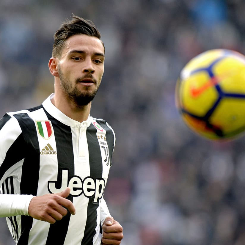 De Sciglio hails 'perfect' Juventus