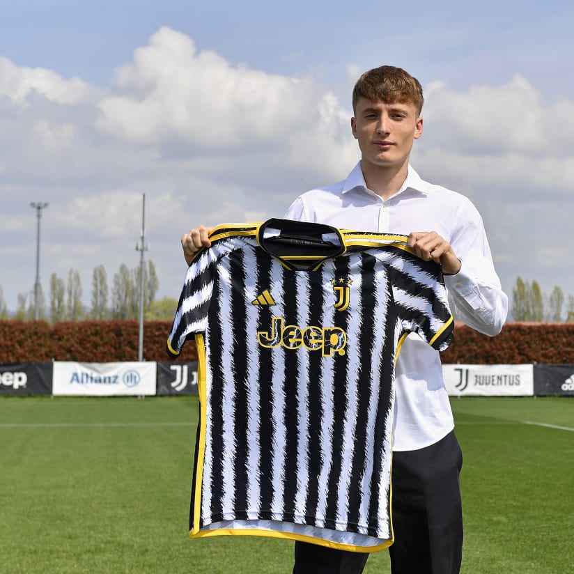 Ufficiale | Primo contratto da Professionista per Turco