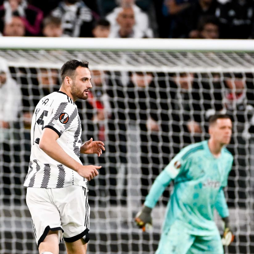 GATTI POUNCES WITH A LATE EQUALISER AGAINST SEVILLA