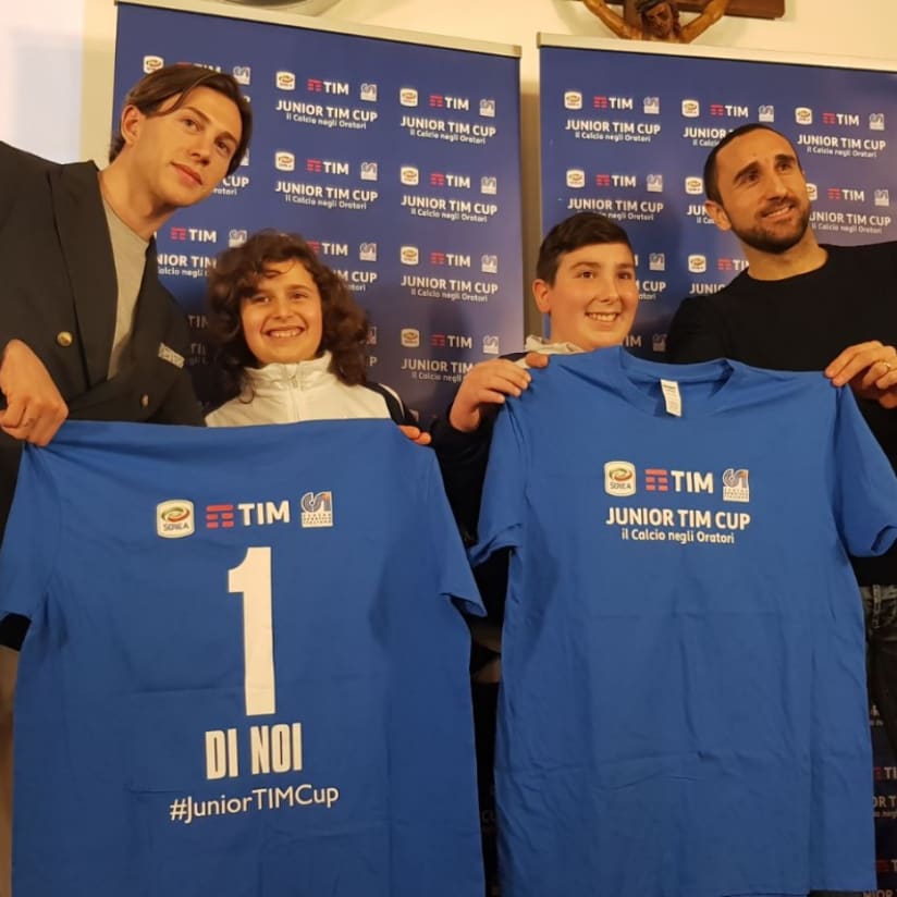 Junior Tim Cup youngsters meet face to face with Bernardeschi
