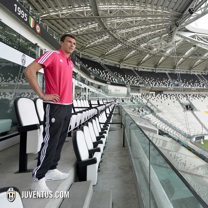 Mario diperkenalkan