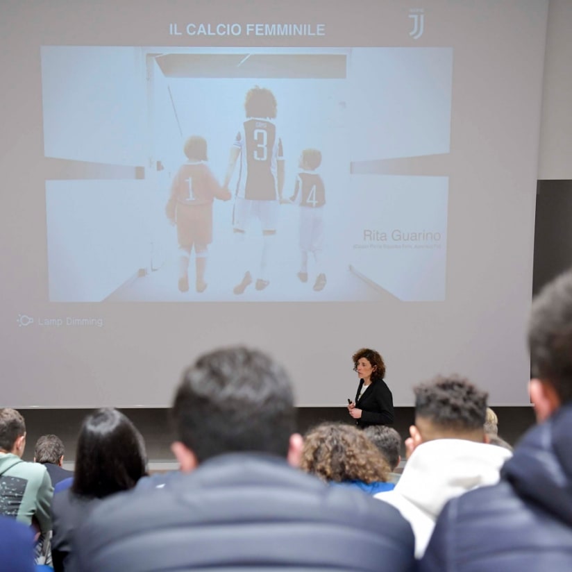 Guarino, Gama & Bonansea talk to Juventus Youth
